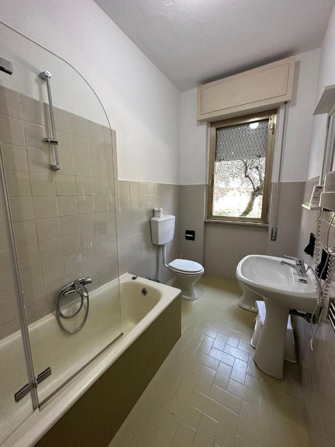 Hotel La Pineta كارارا المظهر الخارجي الصورة